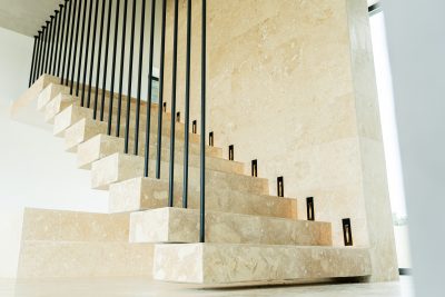 Poza scari interioare vila